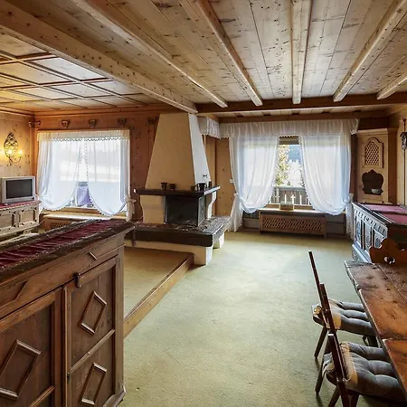 Pocol - Stayincortina Apartment *